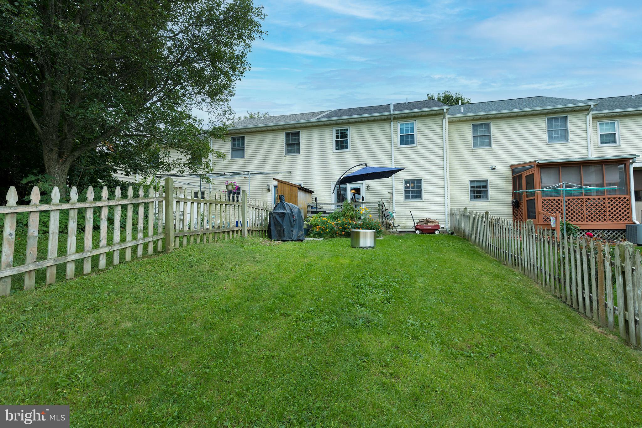 BROOKFIELD - Residential