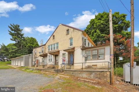 Multifamily For Sale - 206 Main St St<br/> MOHRSVILLE, PA 19541