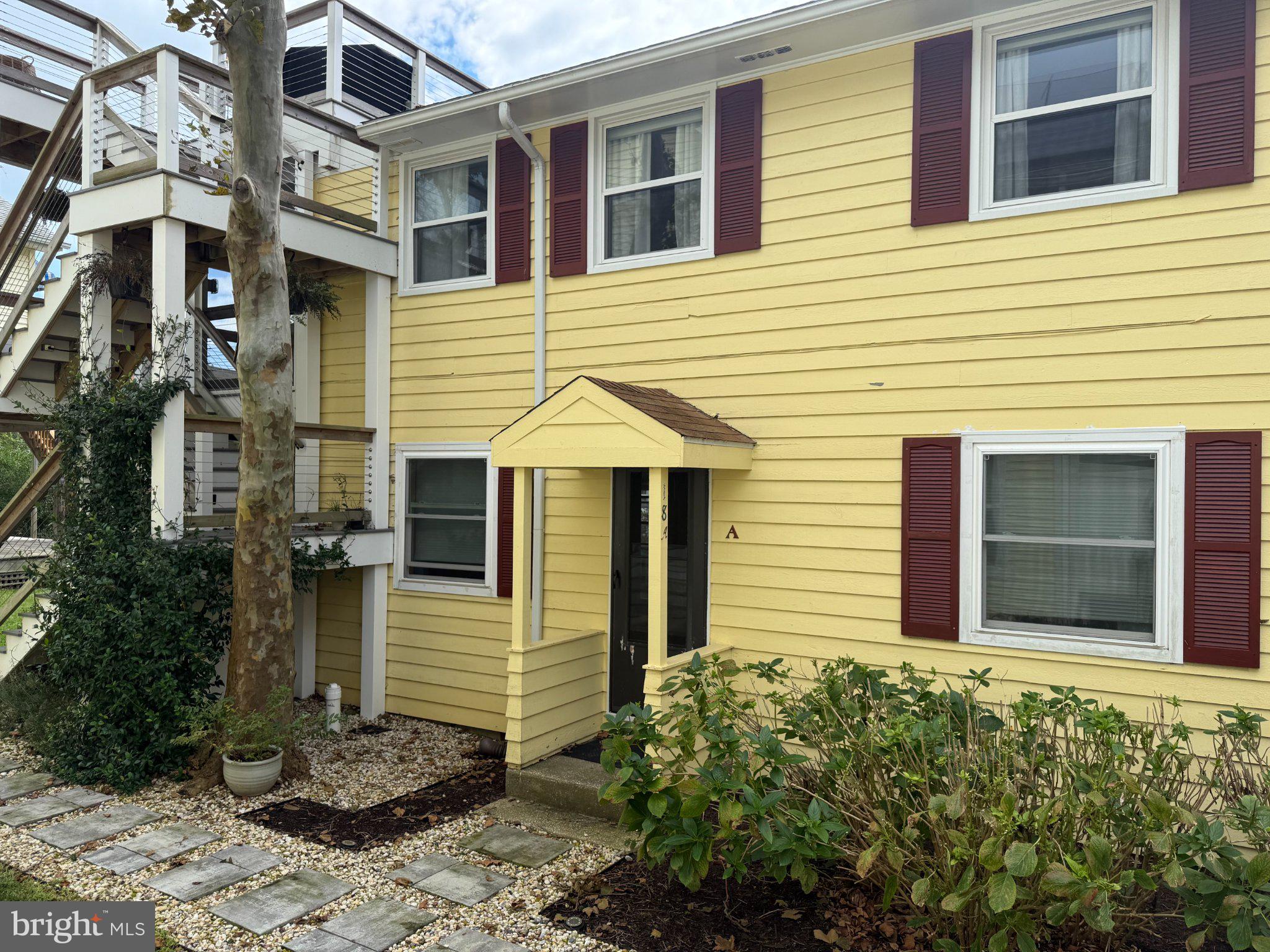 18 WEST STREET A A