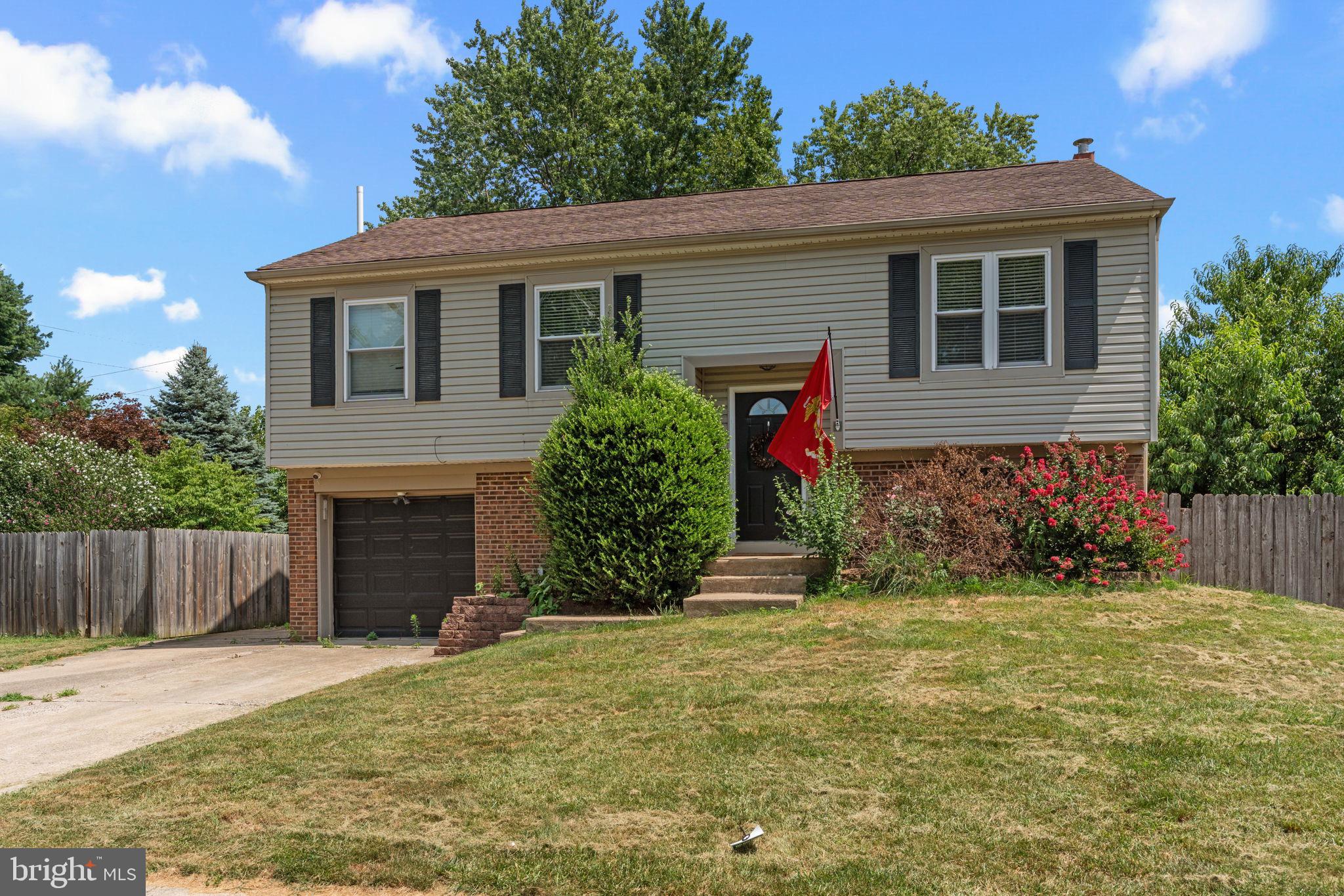 525 NEL DRIVE