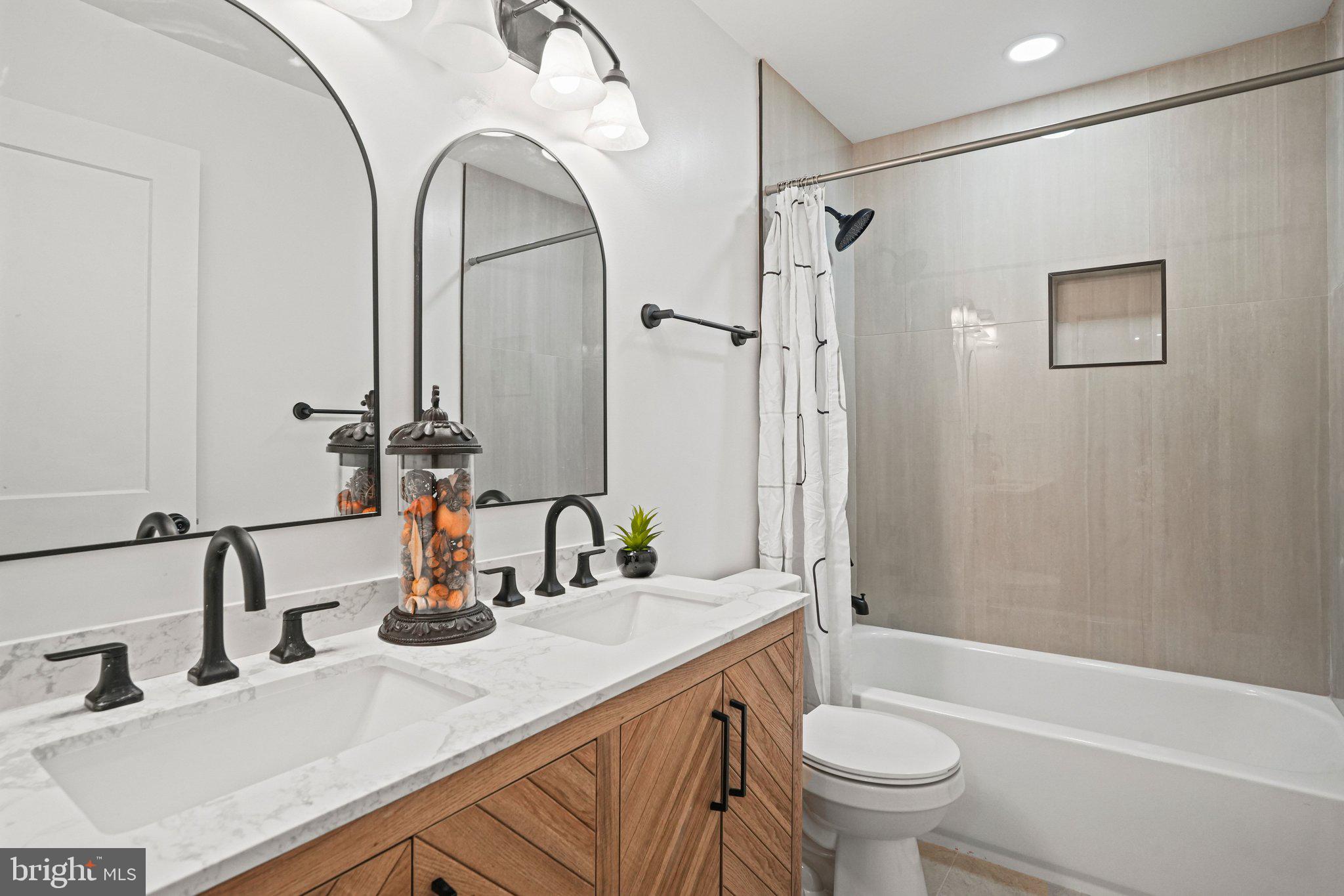 BRADBURY - Residential