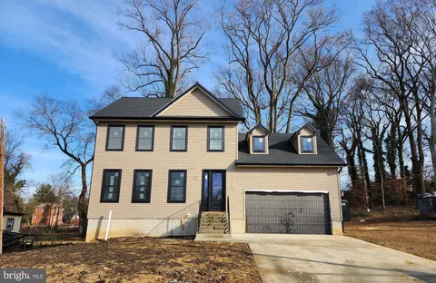 2106 Shadyside Avenue, Suitland, MD MLS: MDPG2152918