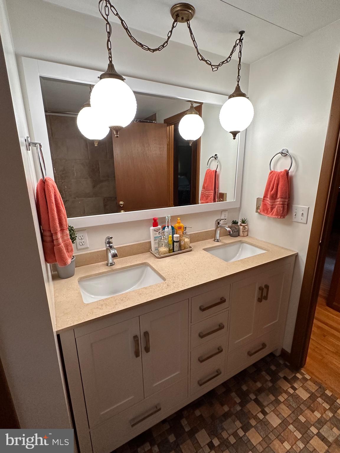 AIR PORT ADDITION - Residential