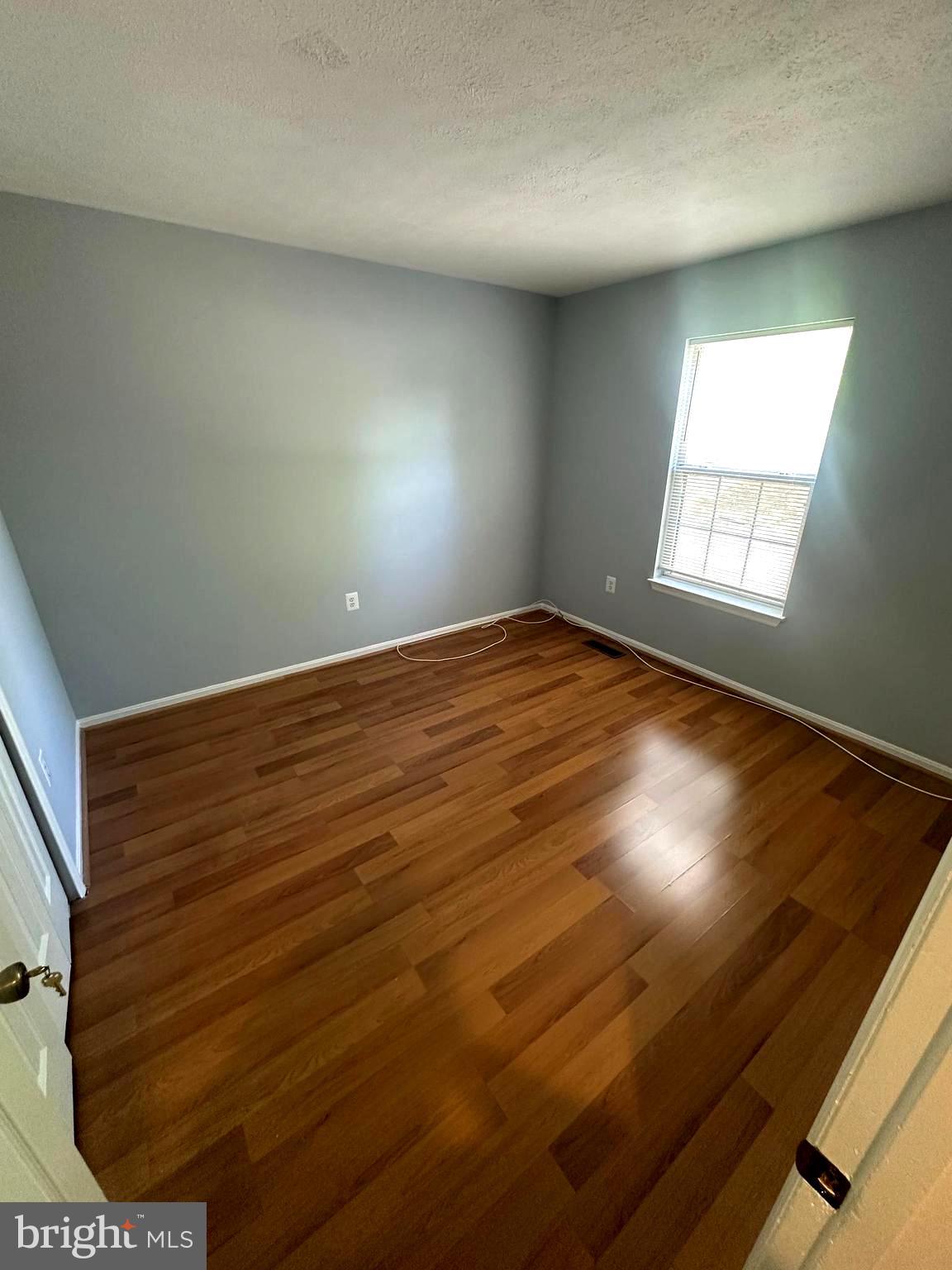 FOREST MILL - Residential Lease