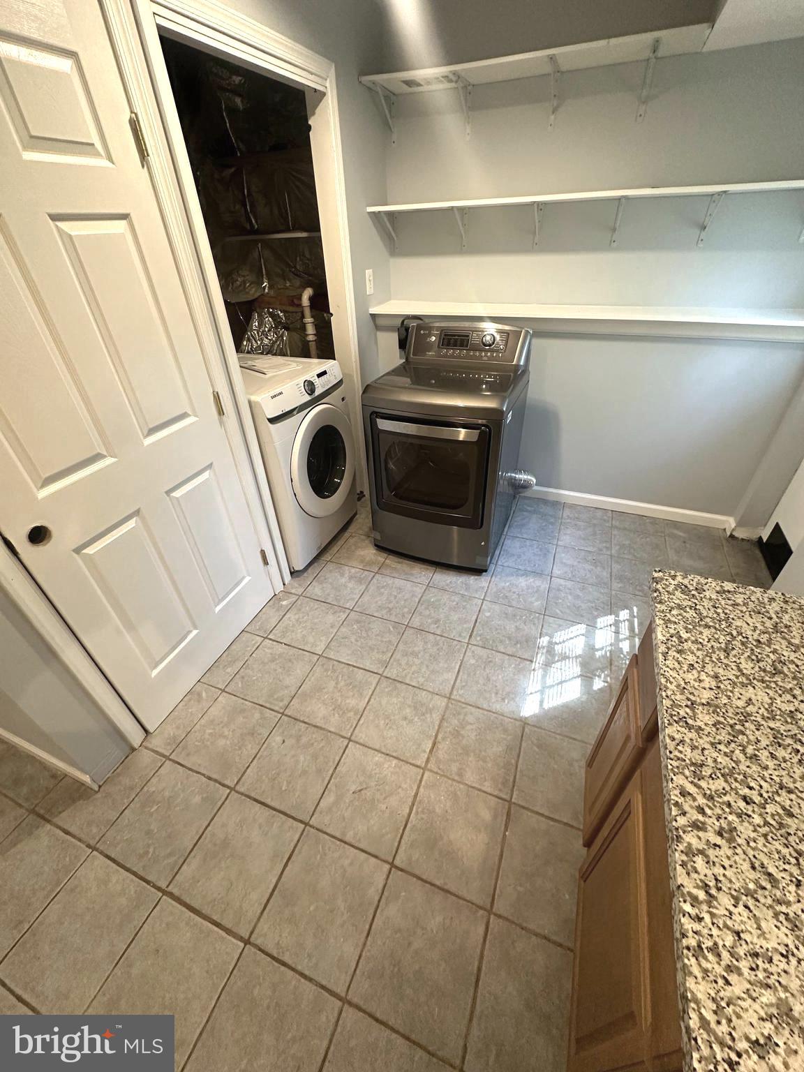 FOREST MILL - Residential Lease