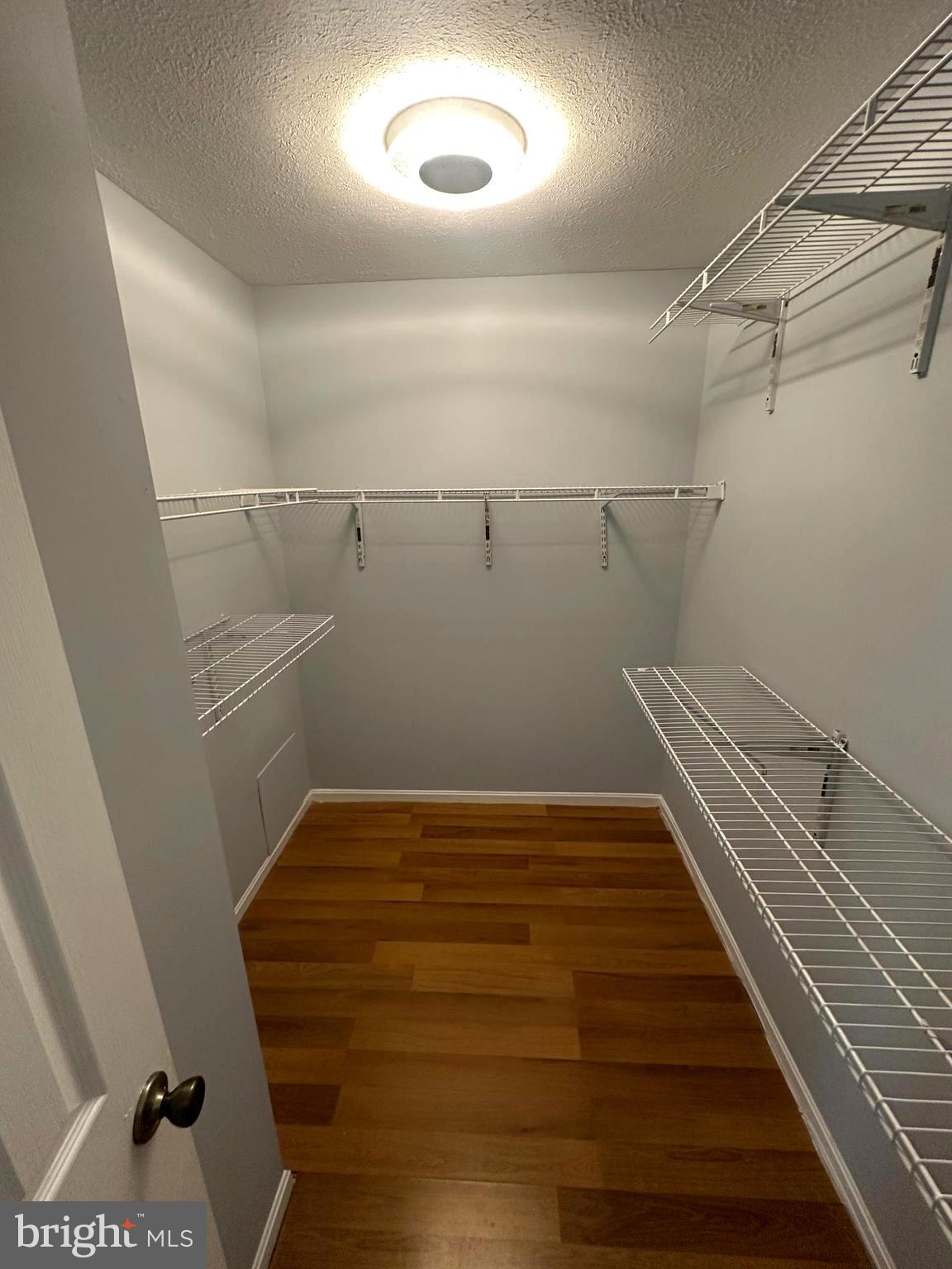 FOREST MILL - Residential Lease