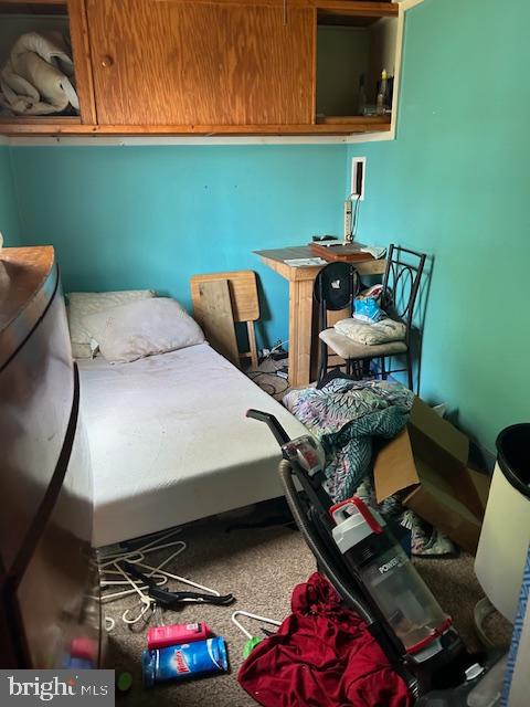 GRAY MANOR - Residential