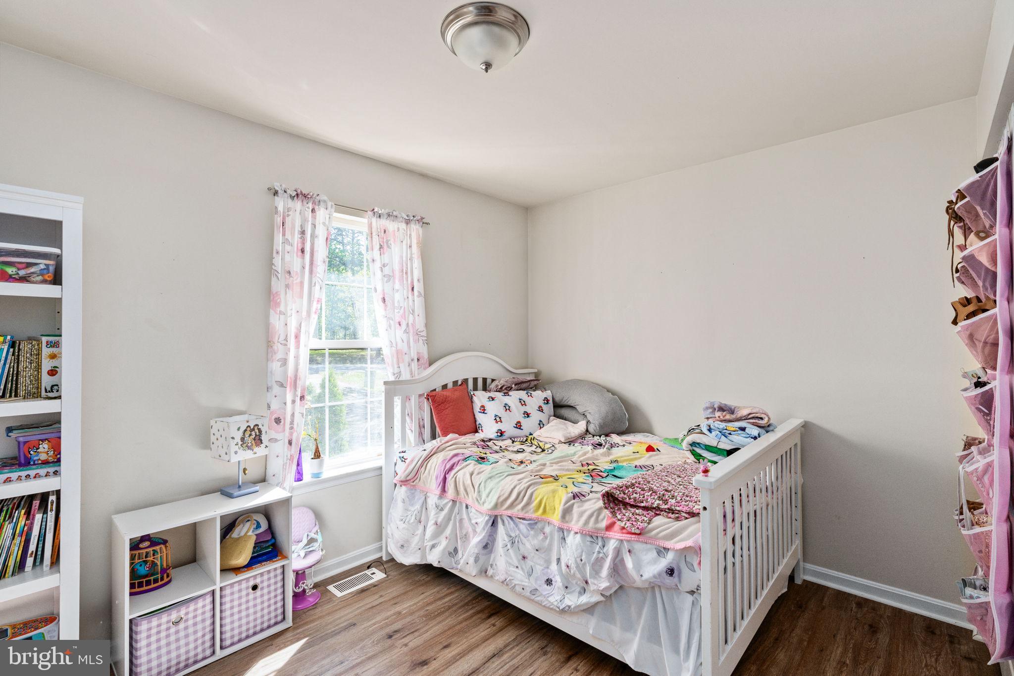 LAKE WILDERNESS - Residential