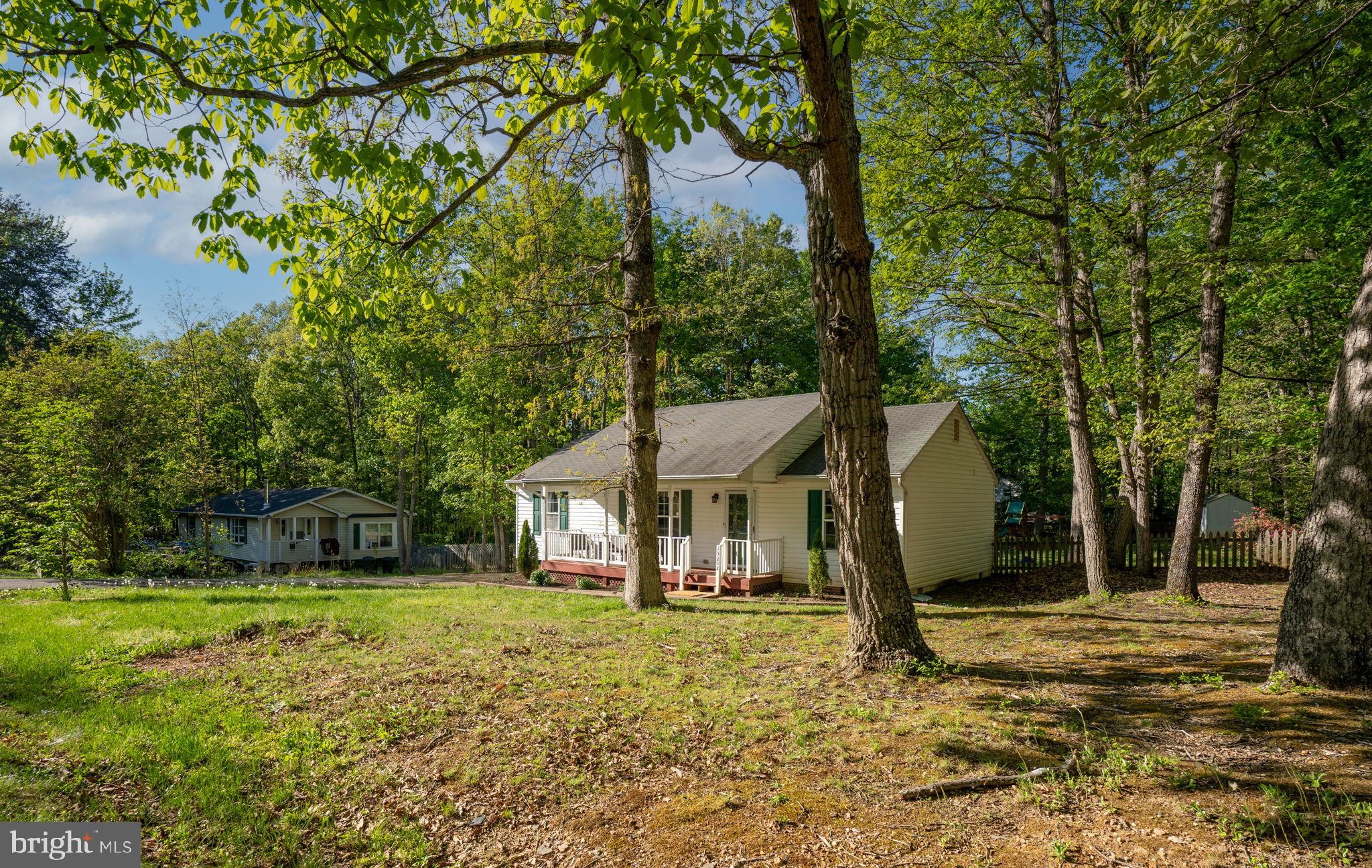 LAKE WILDERNESS - Residential