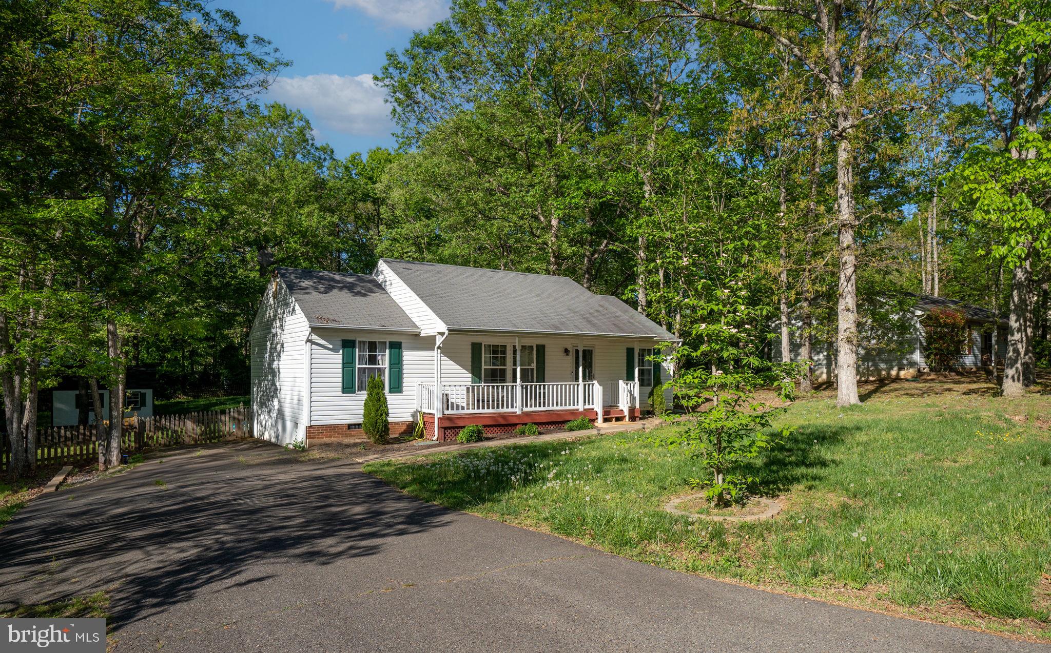 LAKE WILDERNESS - Residential