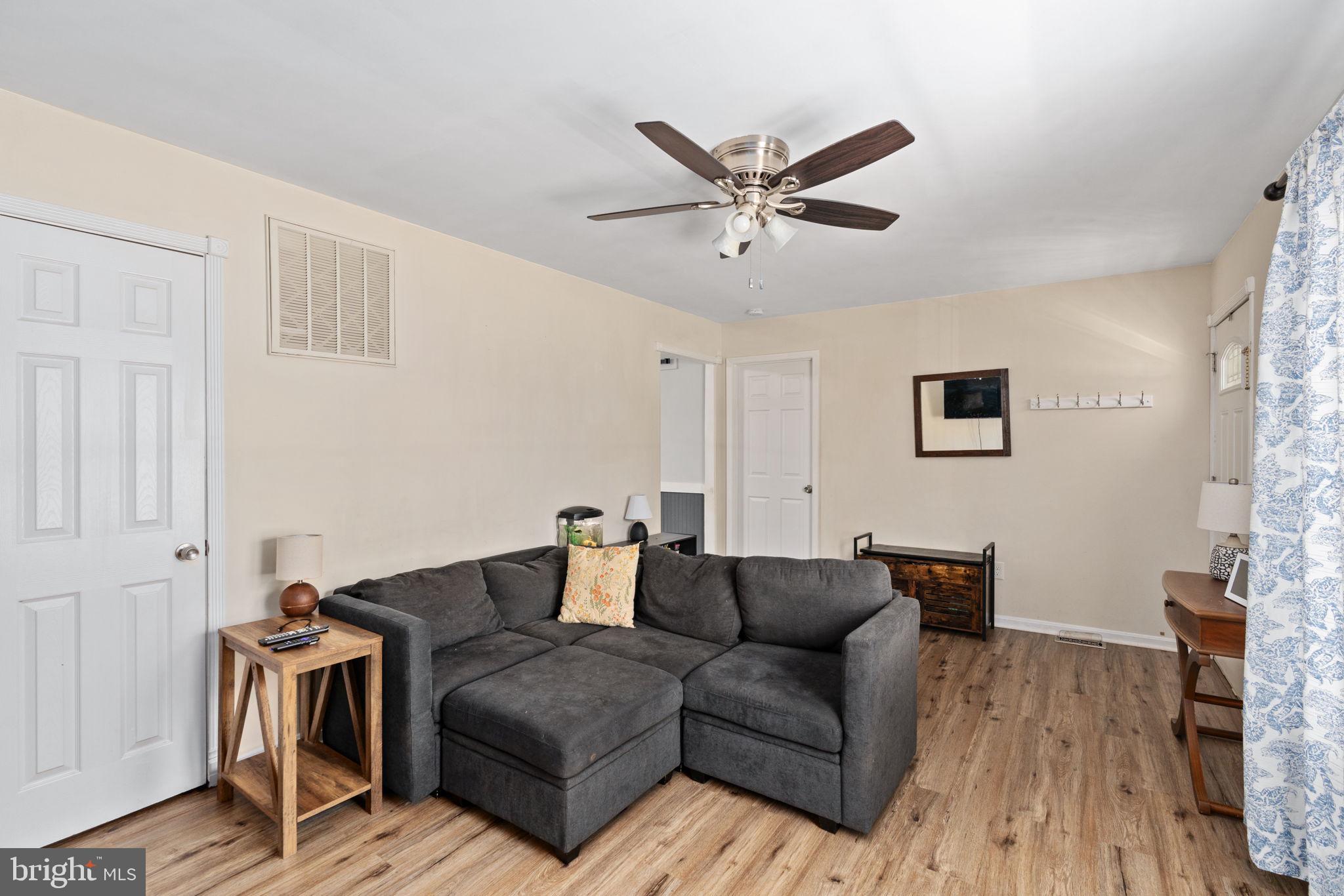 LAKE WILDERNESS - Residential