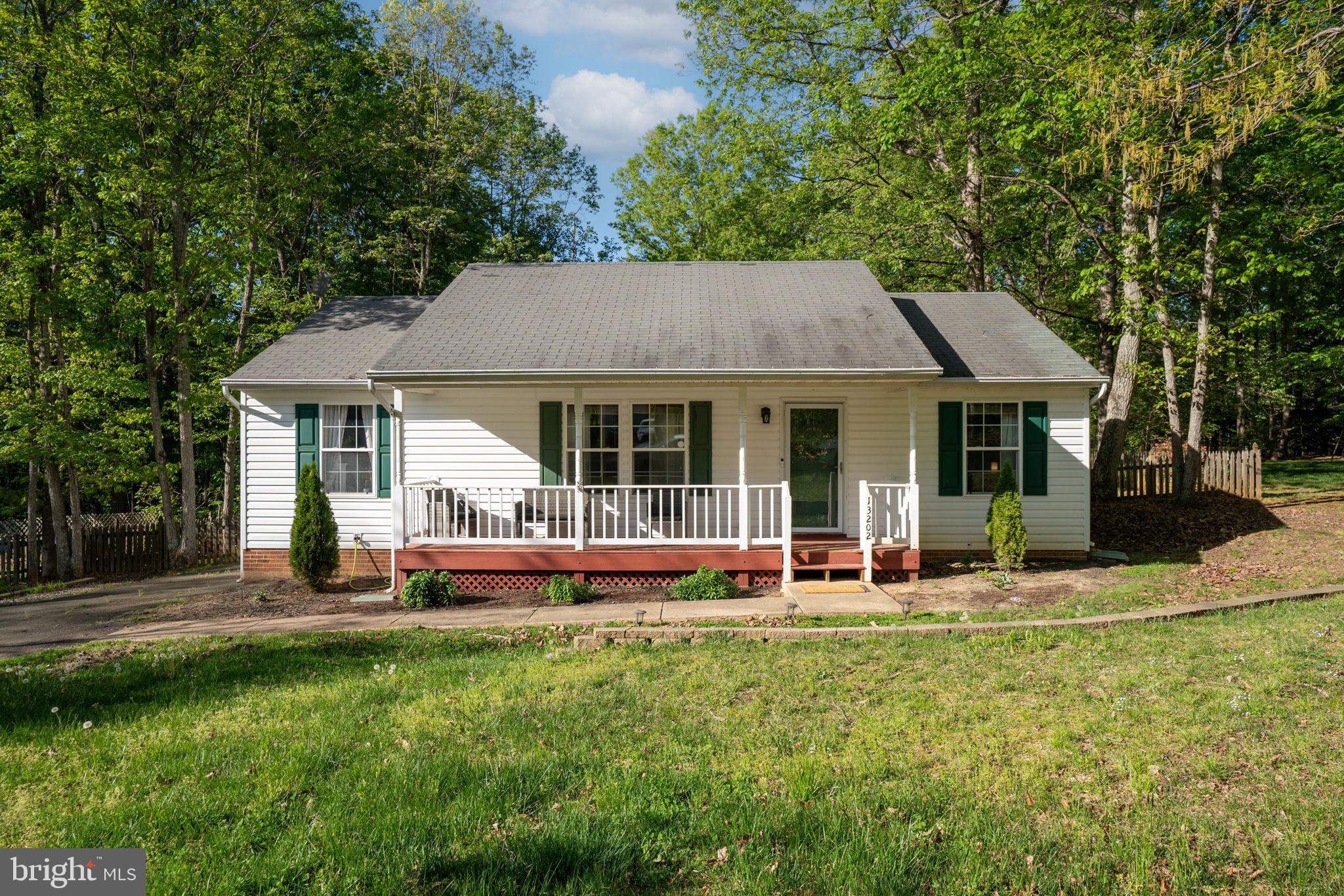 LAKE WILDERNESS - Residential