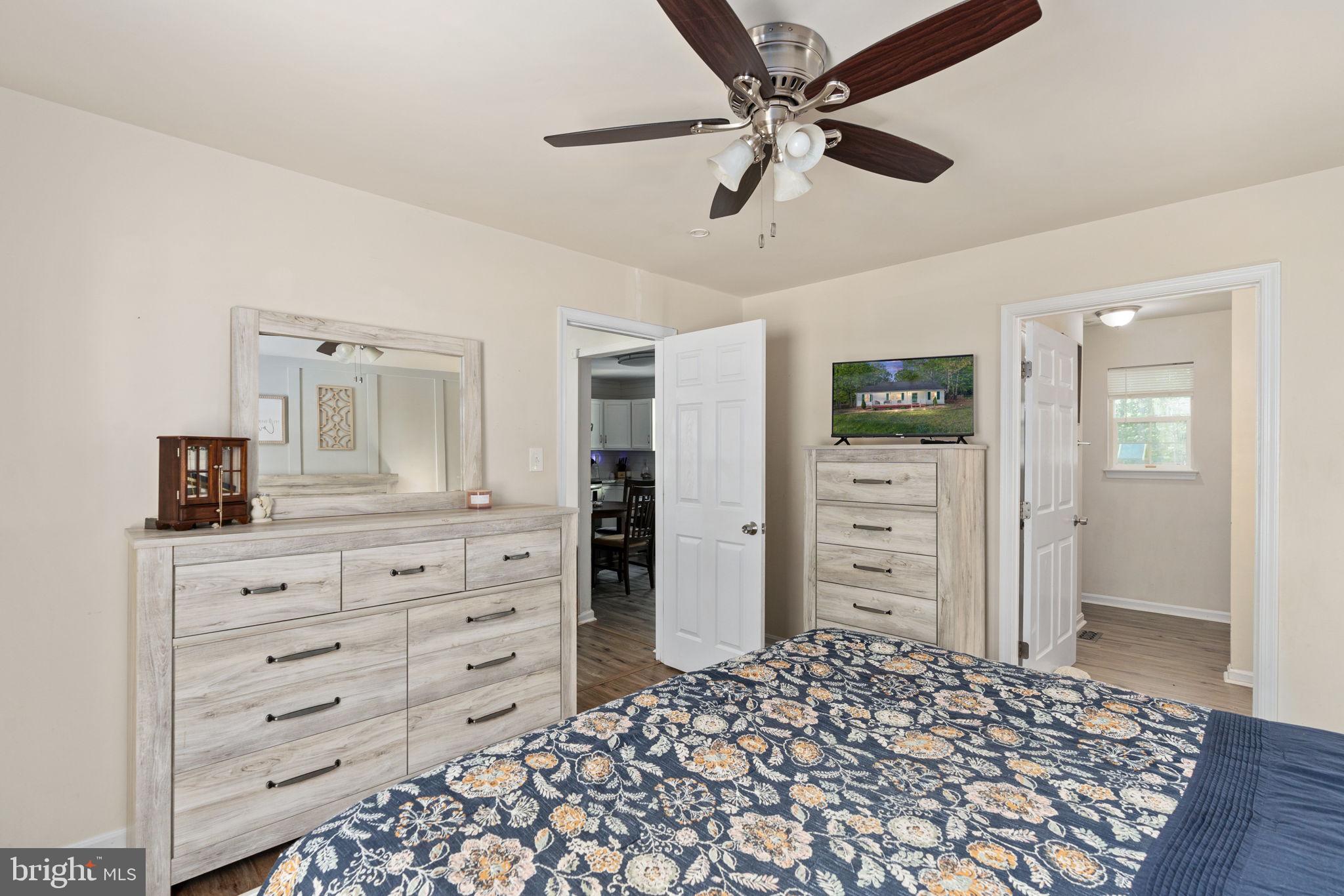 LAKE WILDERNESS - Residential