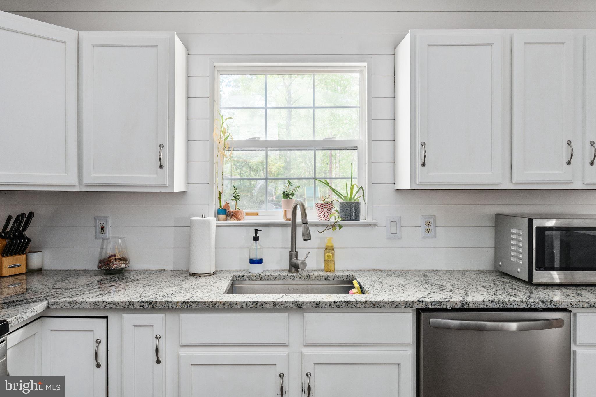 LAKE WILDERNESS - Residential