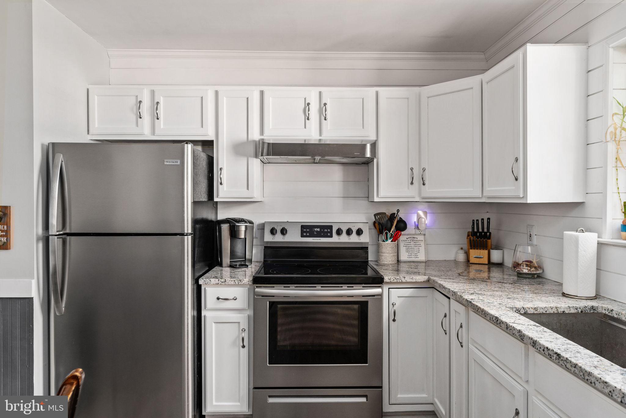 LAKE WILDERNESS - Residential