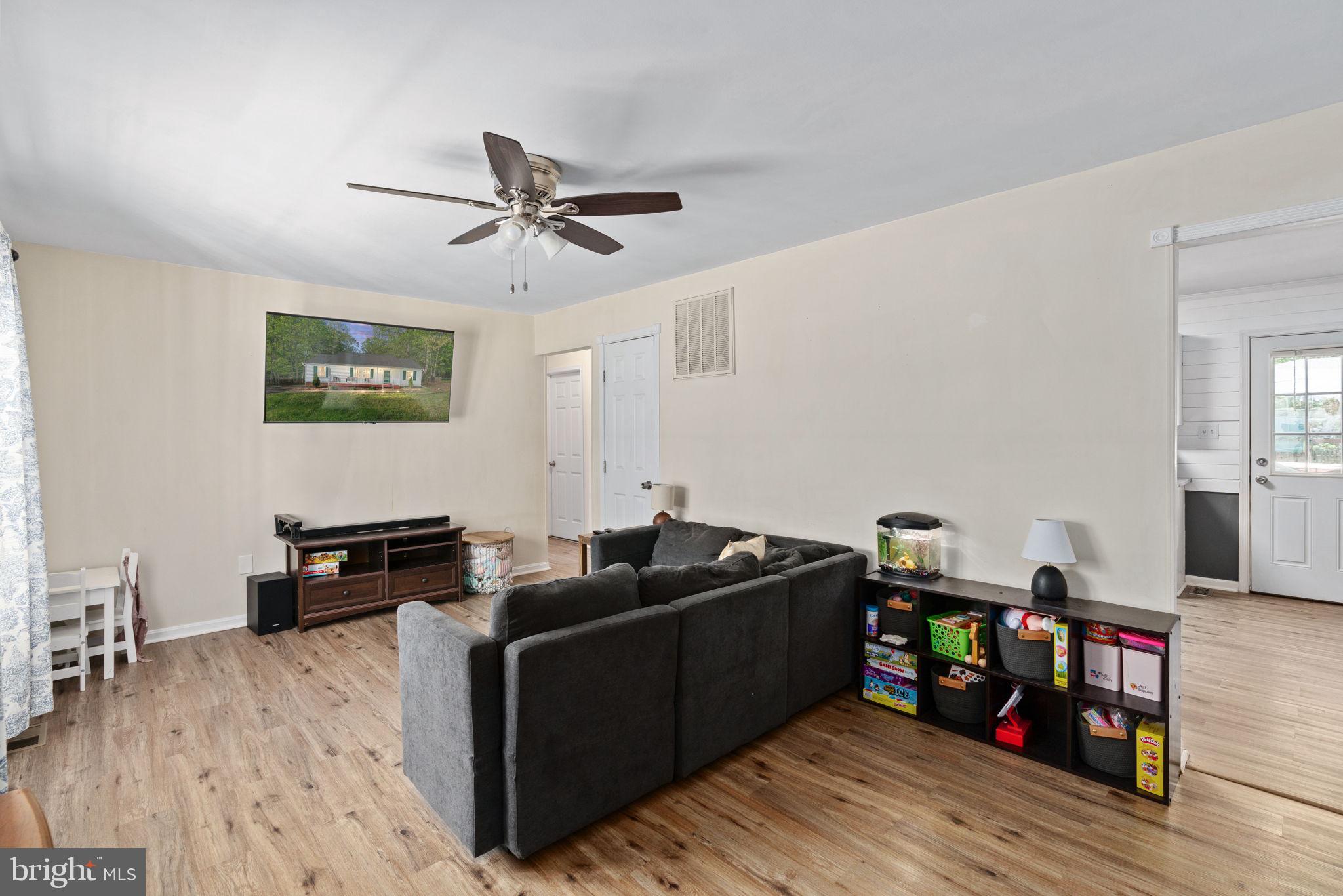 LAKE WILDERNESS - Residential