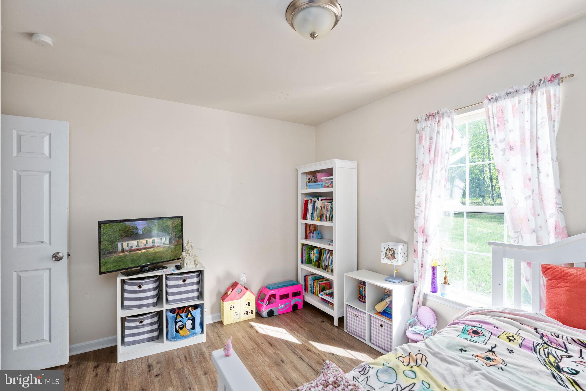 LAKE WILDERNESS - Residential