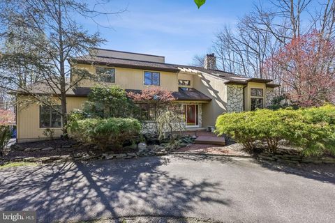 11 SILVER LAKE DRIVE SHAMONG NJ 08088