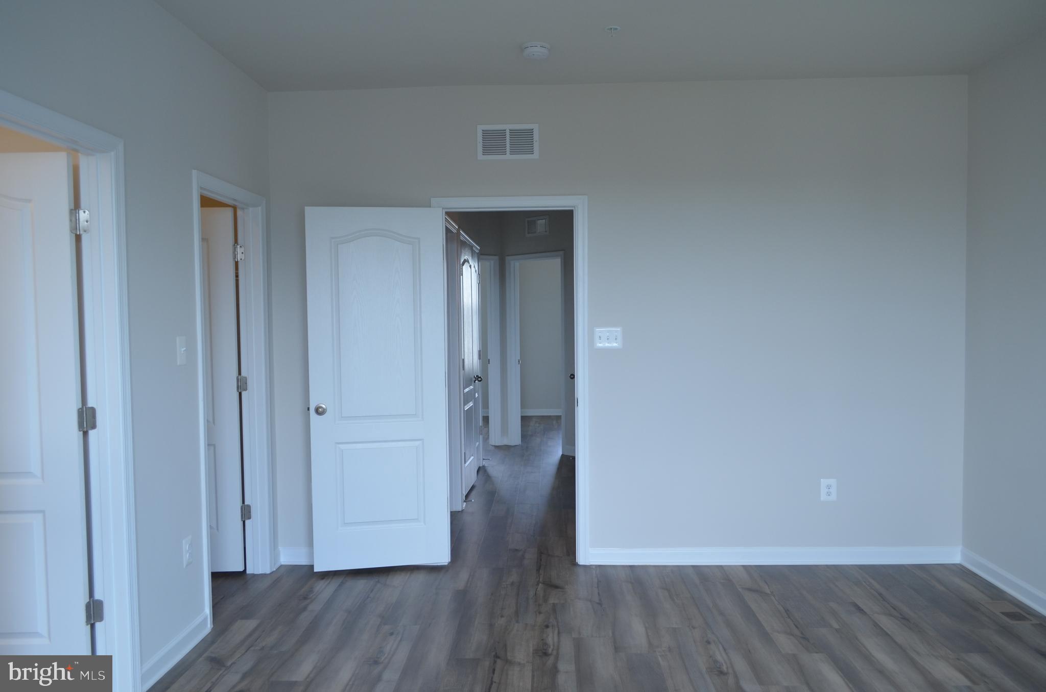 HARRINGTON TERRACE - Residential Lease