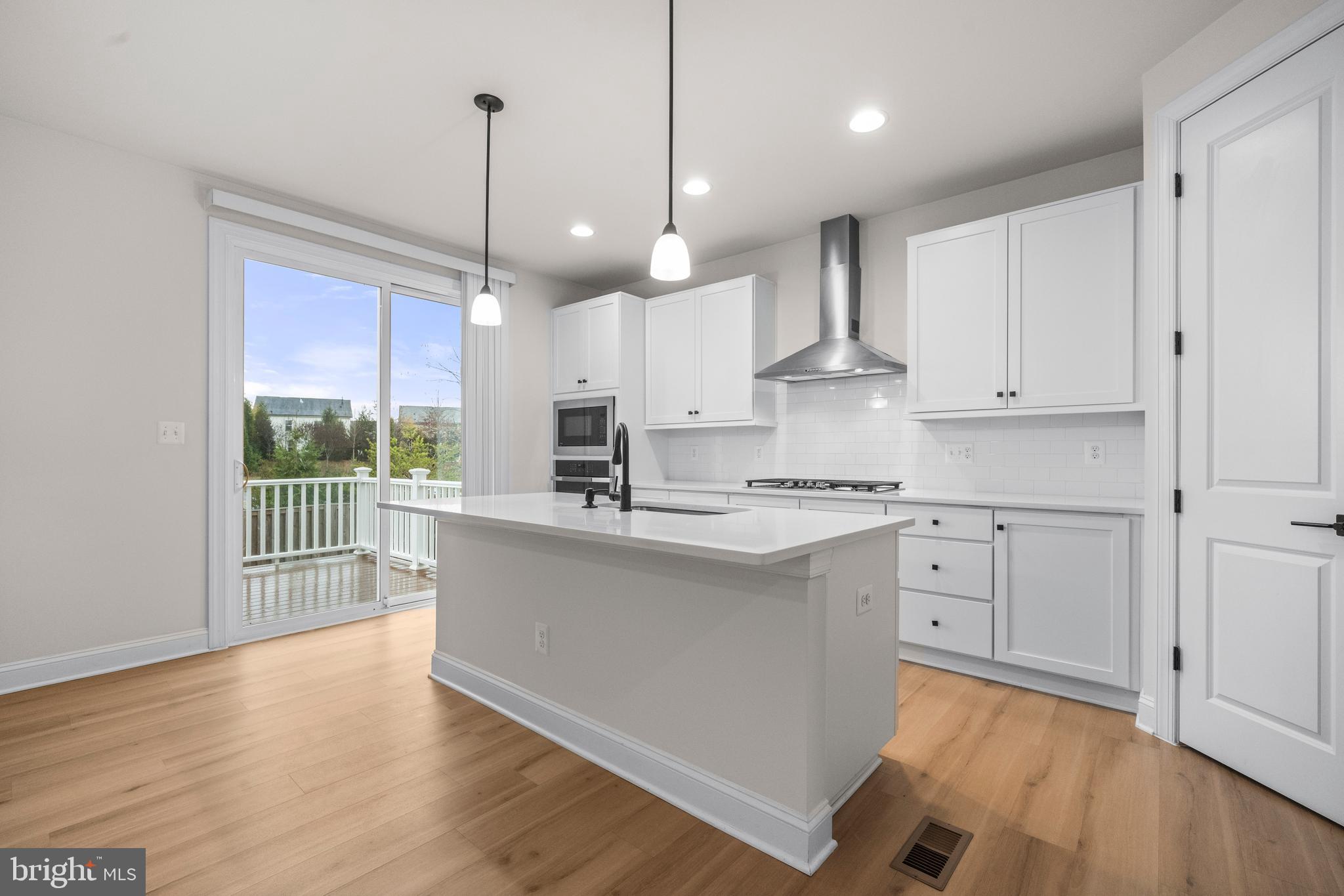 CAYDEN RIDGE - Residential