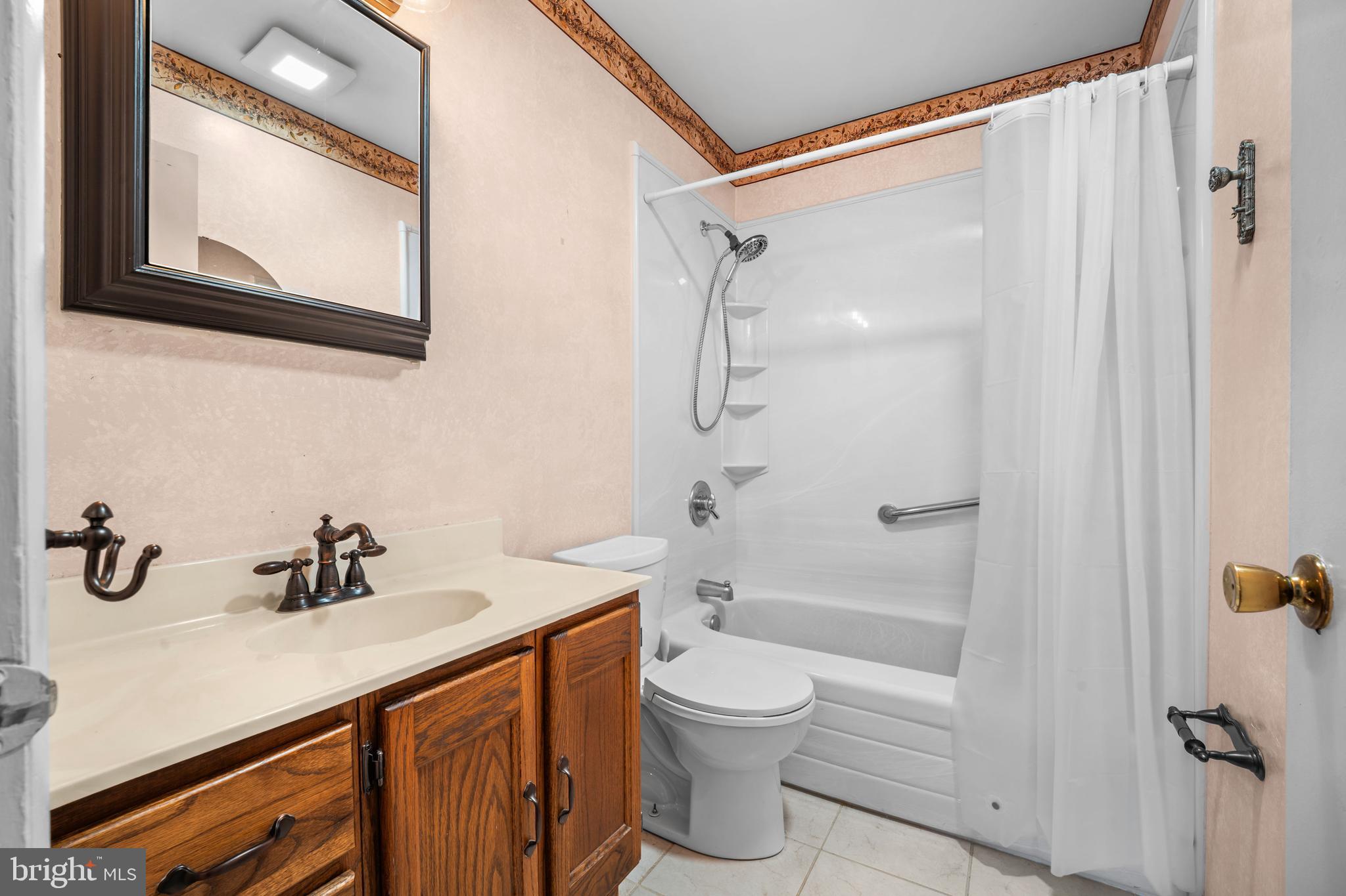 VILLAGE OF OLDE MILL - Residential