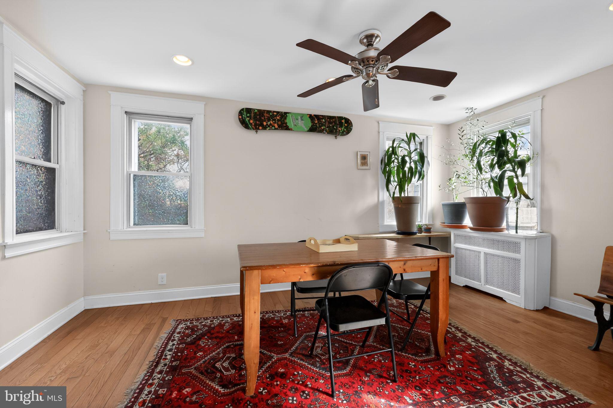 WYNNEWOOD PARK - Residential