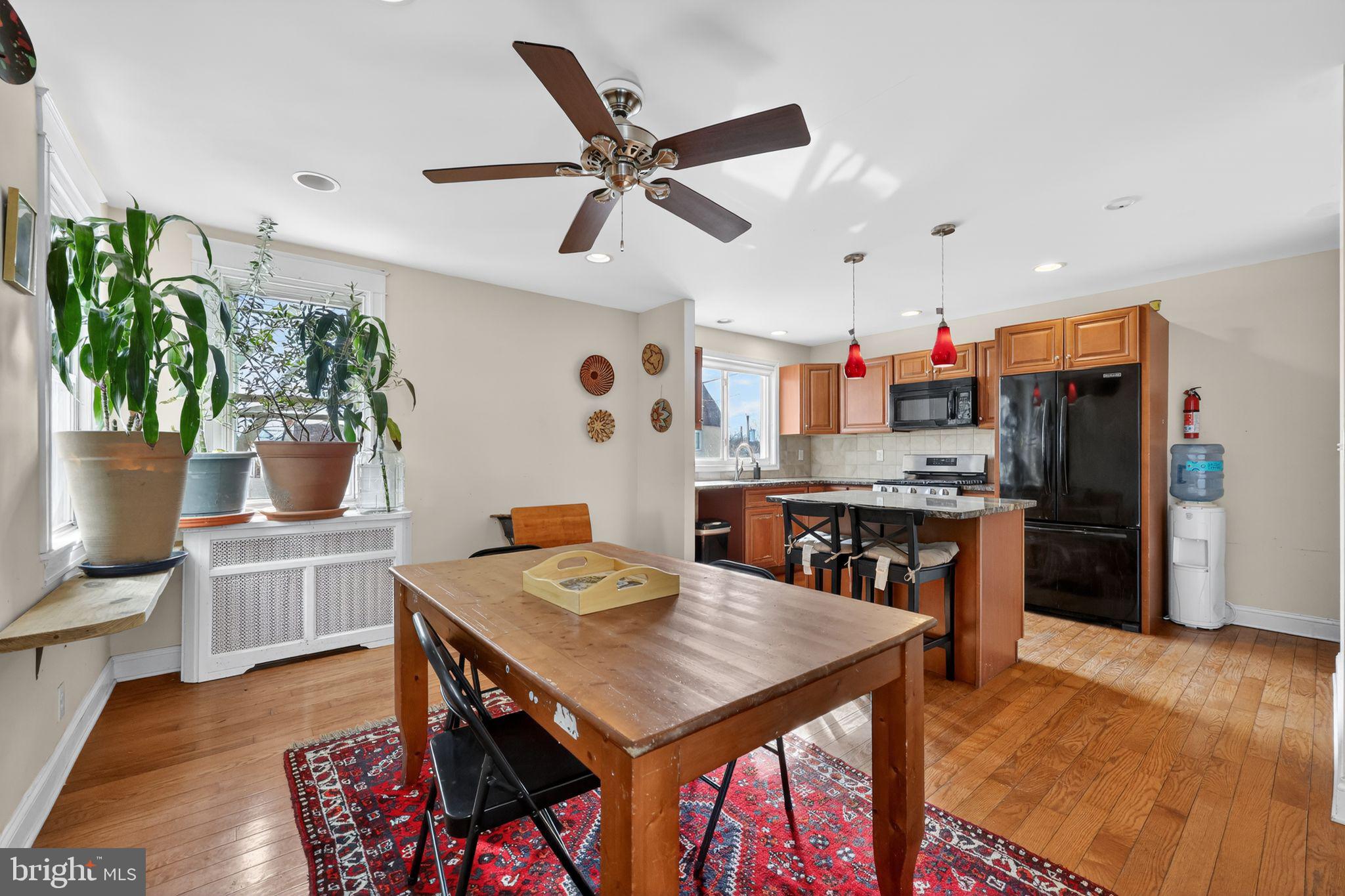 WYNNEWOOD PARK - Residential