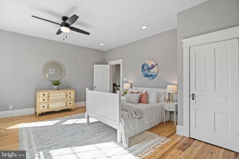 Tiny photo for 505 Washington Avenue, LA PLATA, MD 20646 (MLS # MDCH2049062)