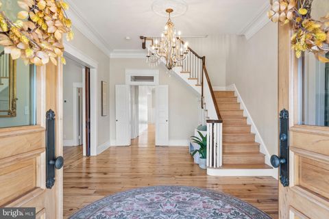 Tiny photo for 505 Washington Avenue, LA PLATA, MD 20646 (MLS # MDCH2049062)
