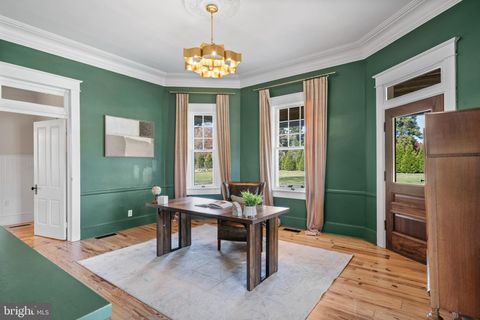 Tiny photo for 505 Washington Avenue, LA PLATA, MD 20646 (MLS # MDCH2049062)