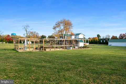 Tiny photo for 505 Washington Avenue, LA PLATA, MD 20646 (MLS # MDCH2049062)