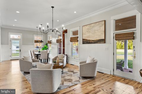 Tiny photo for 505 Washington Avenue, LA PLATA, MD 20646 (MLS # MDCH2049062)