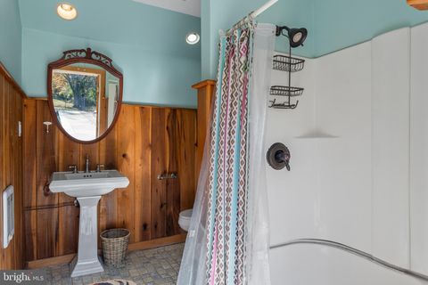 Tiny photo for 505 Washington Avenue, LA PLATA, MD 20646 (MLS # MDCH2049062)
