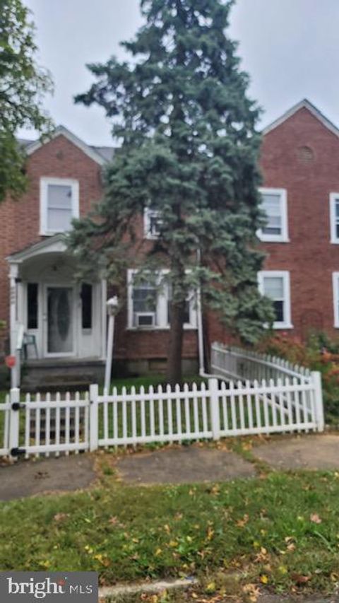 2852 IDAHO ROAD CAMDEN NJ 08104