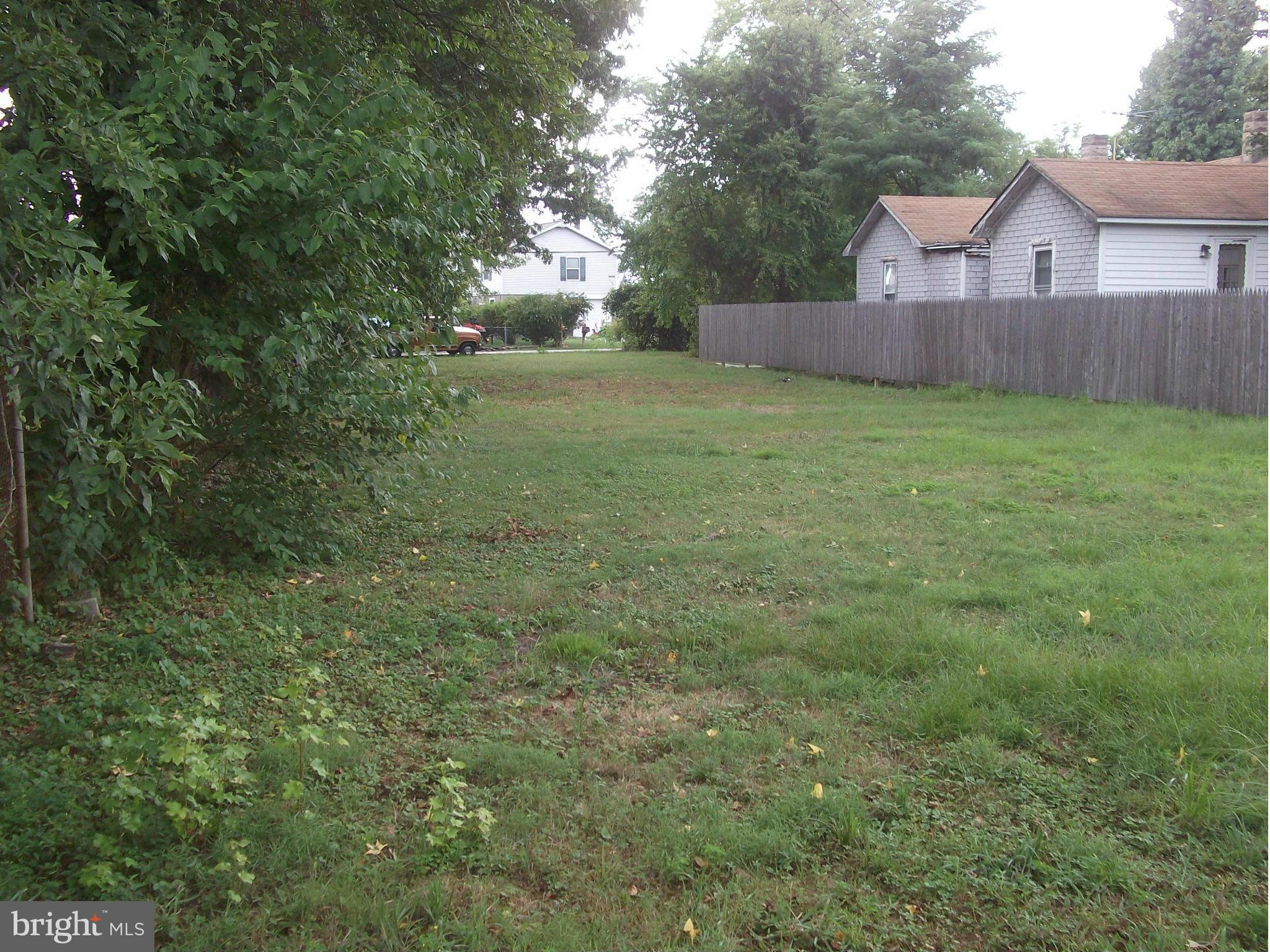 TWIN RIVER BEACH - Residential