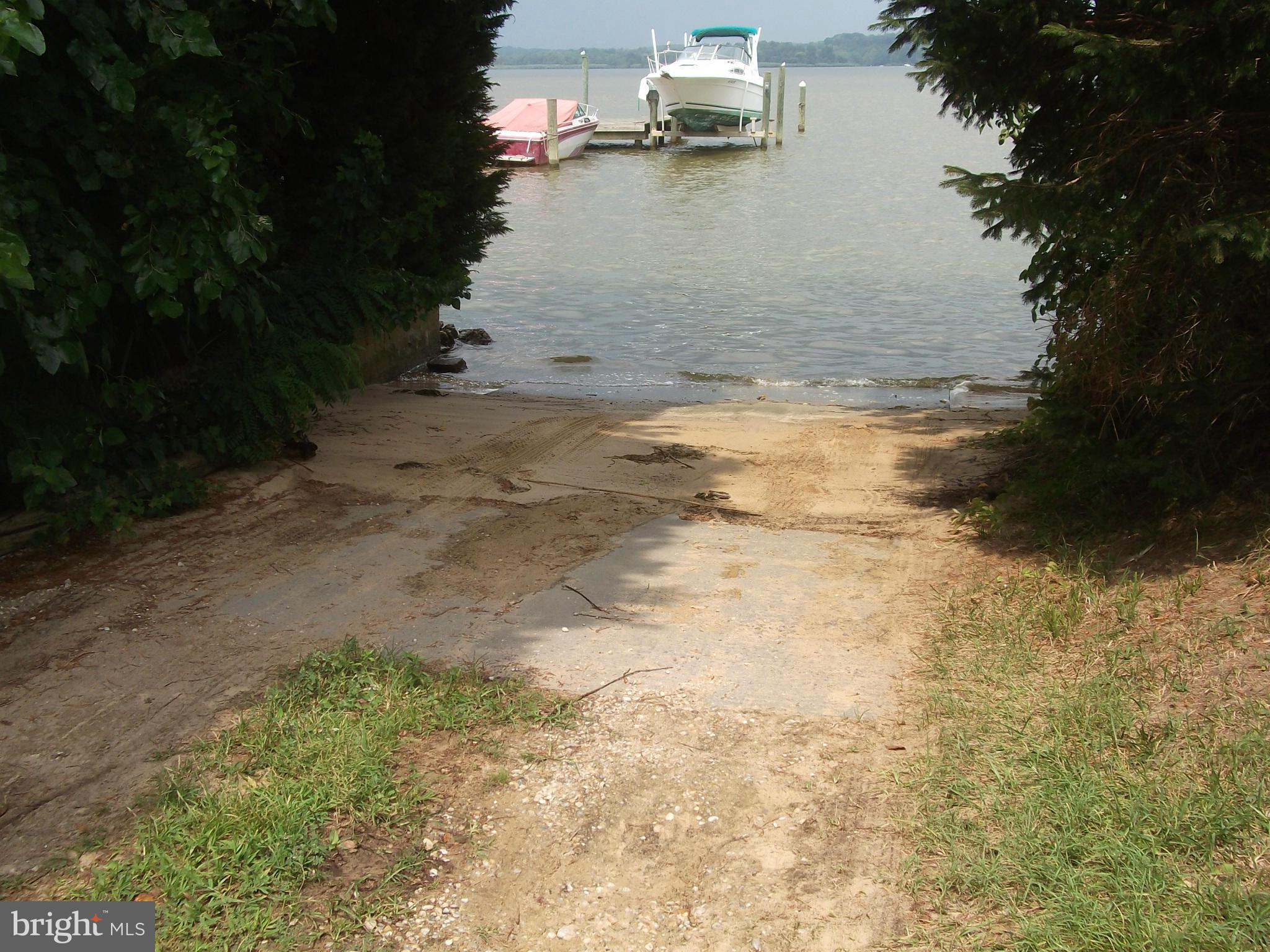 TWIN RIVER BEACH - Residential