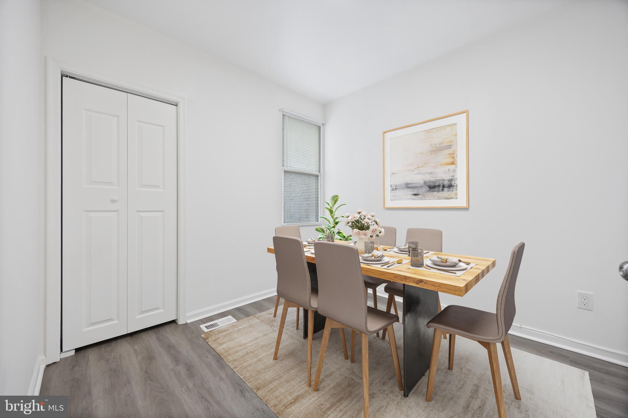 MILL HILL - Residential