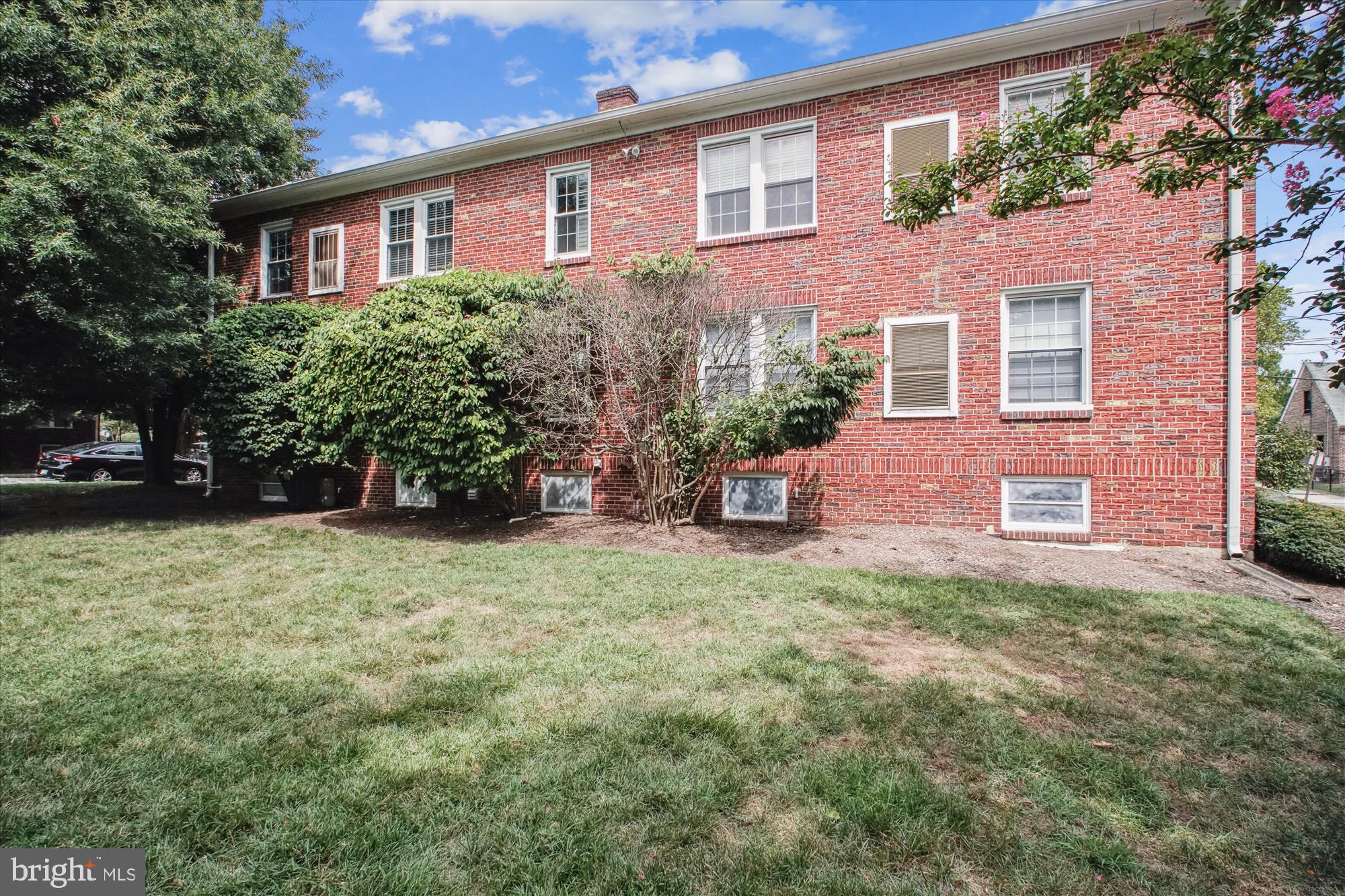 1706 DEWITT AVENUE A