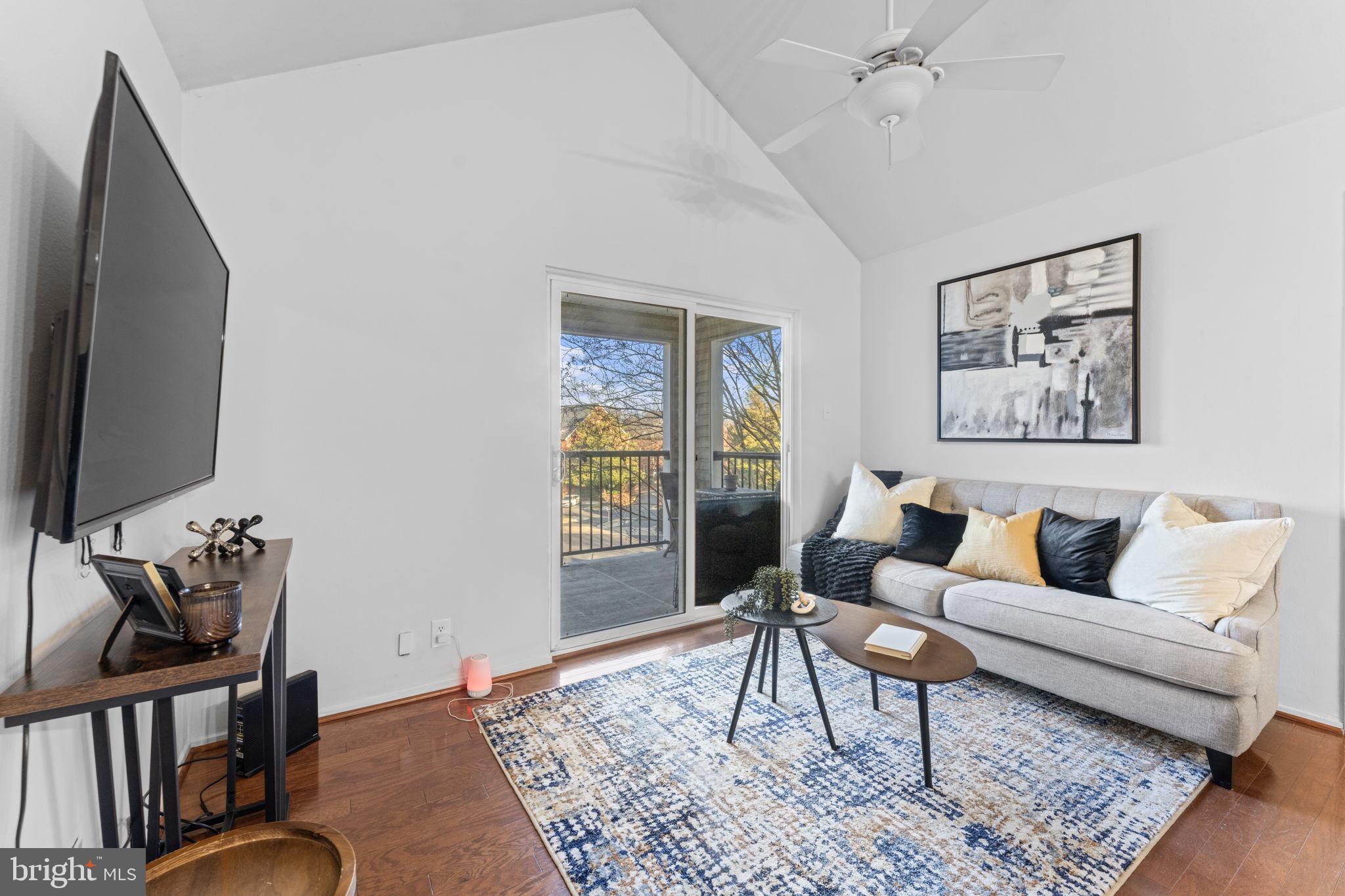 POINTE AT PARK CENTER - Residential