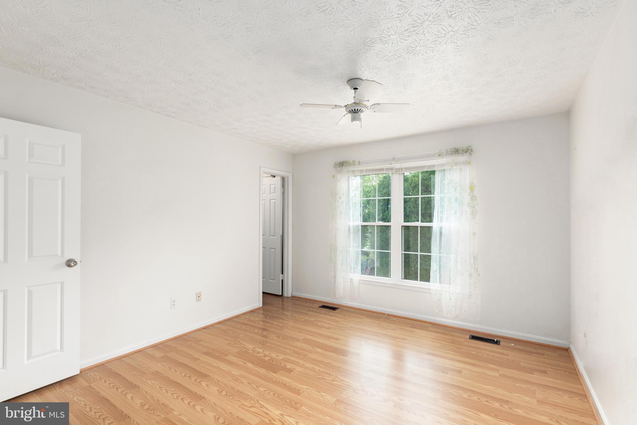 FAIRWIND FARMS - Residential