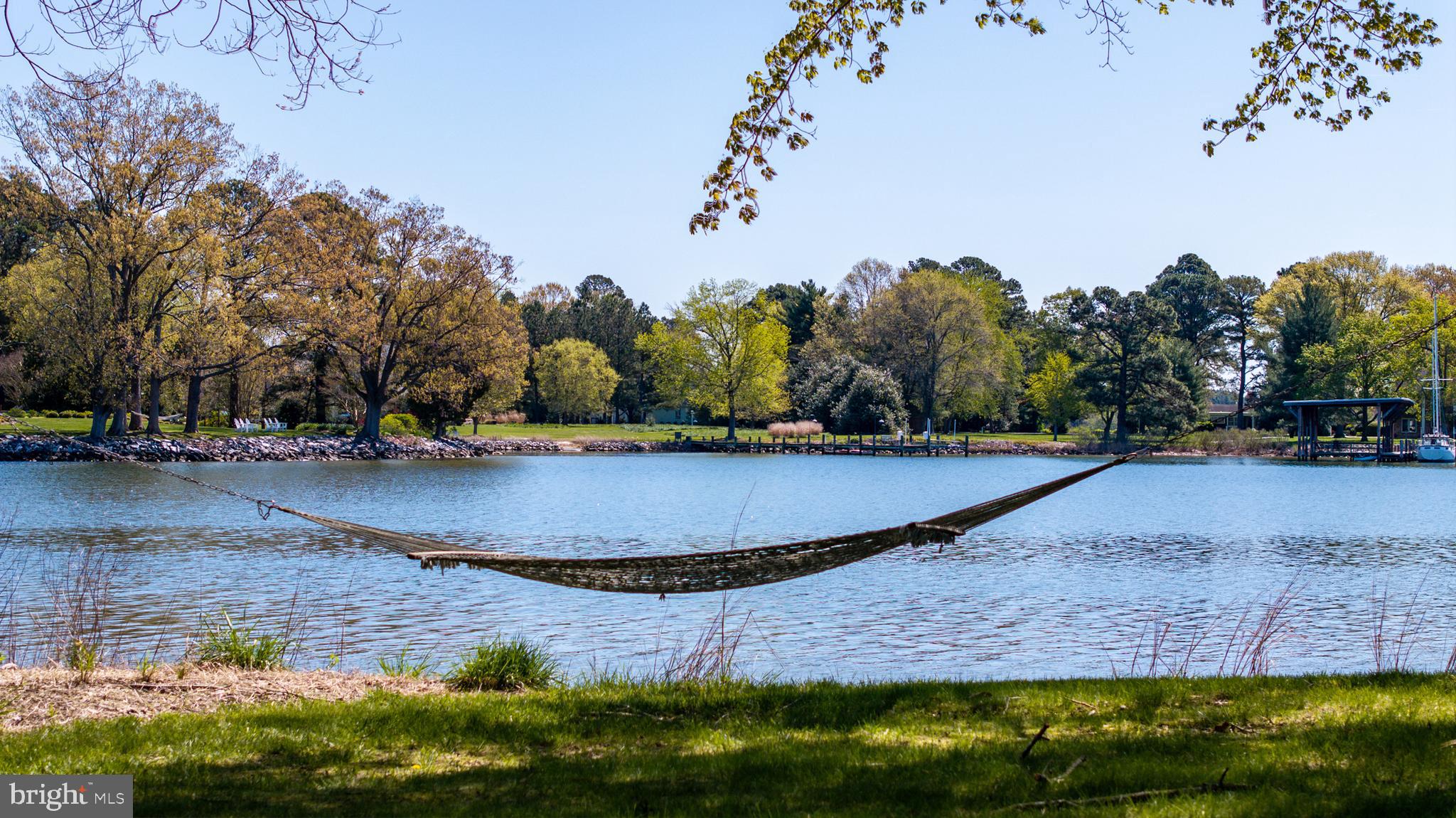 HOLLY HARBOR - Residential