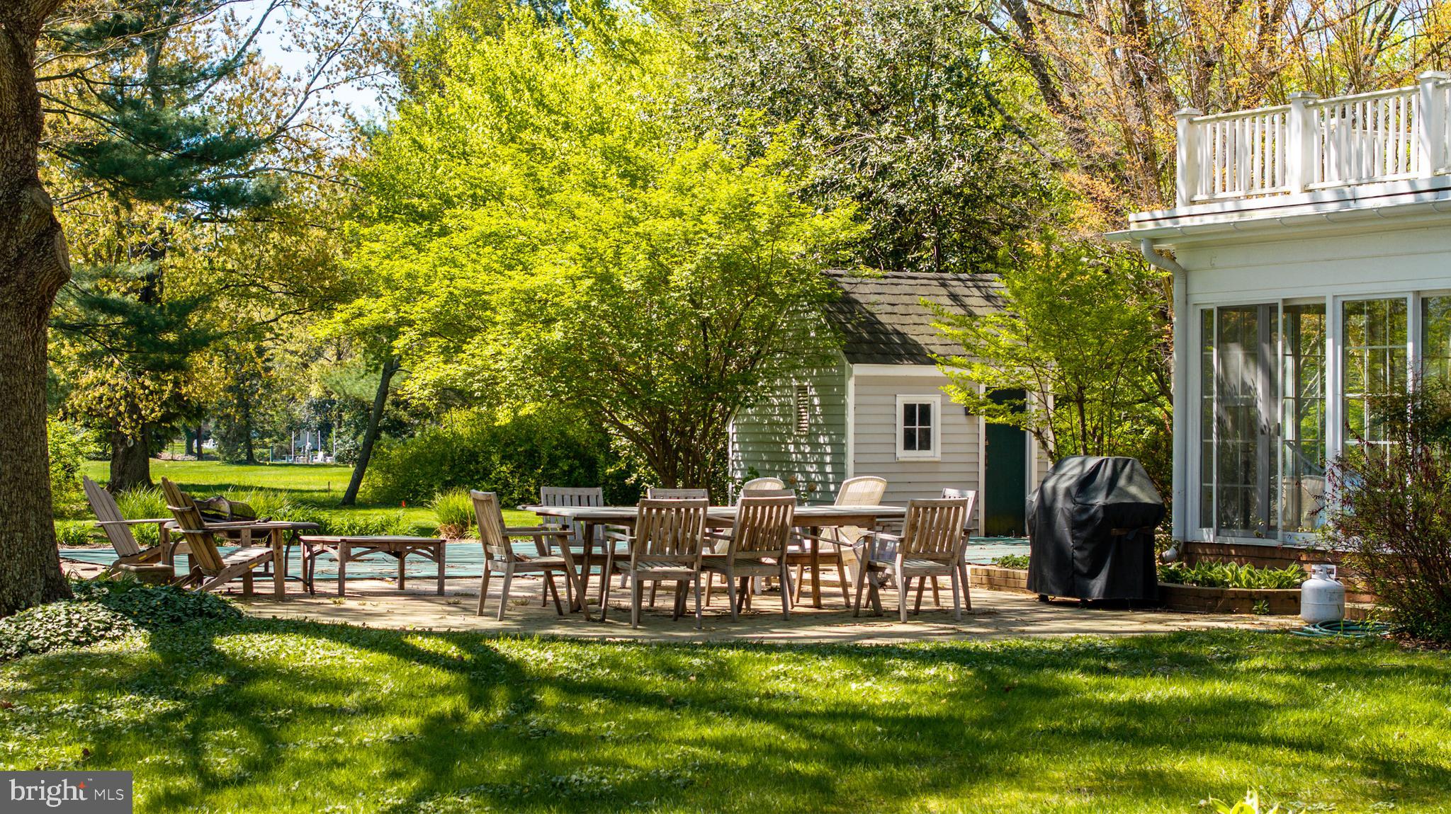 HOLLY HARBOR - Residential