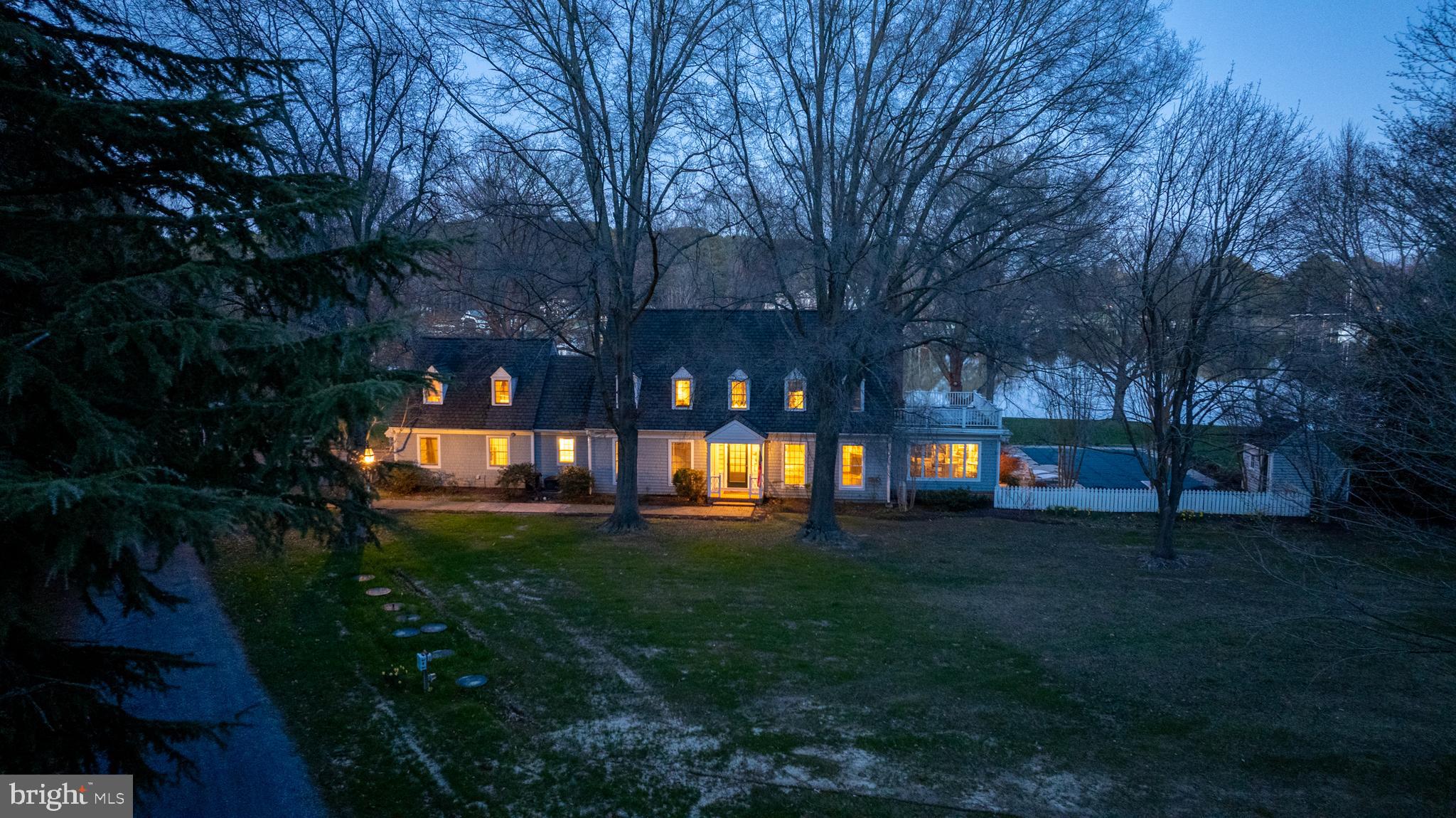 HOLLY HARBOR - Residential