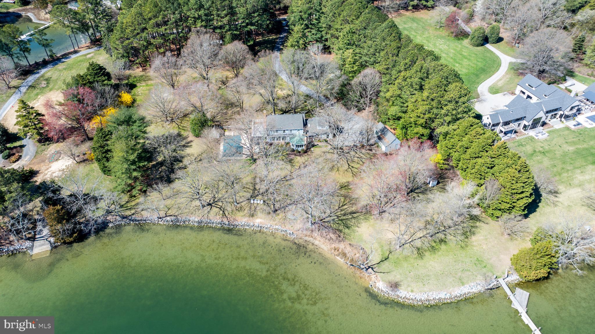 HOLLY HARBOR - Residential