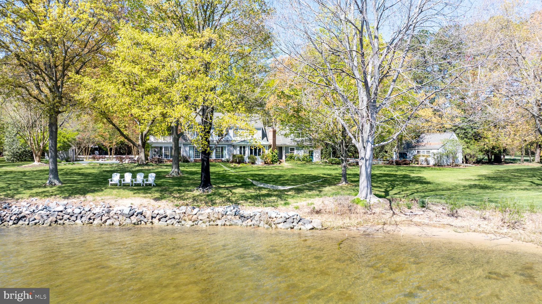 HOLLY HARBOR - Residential