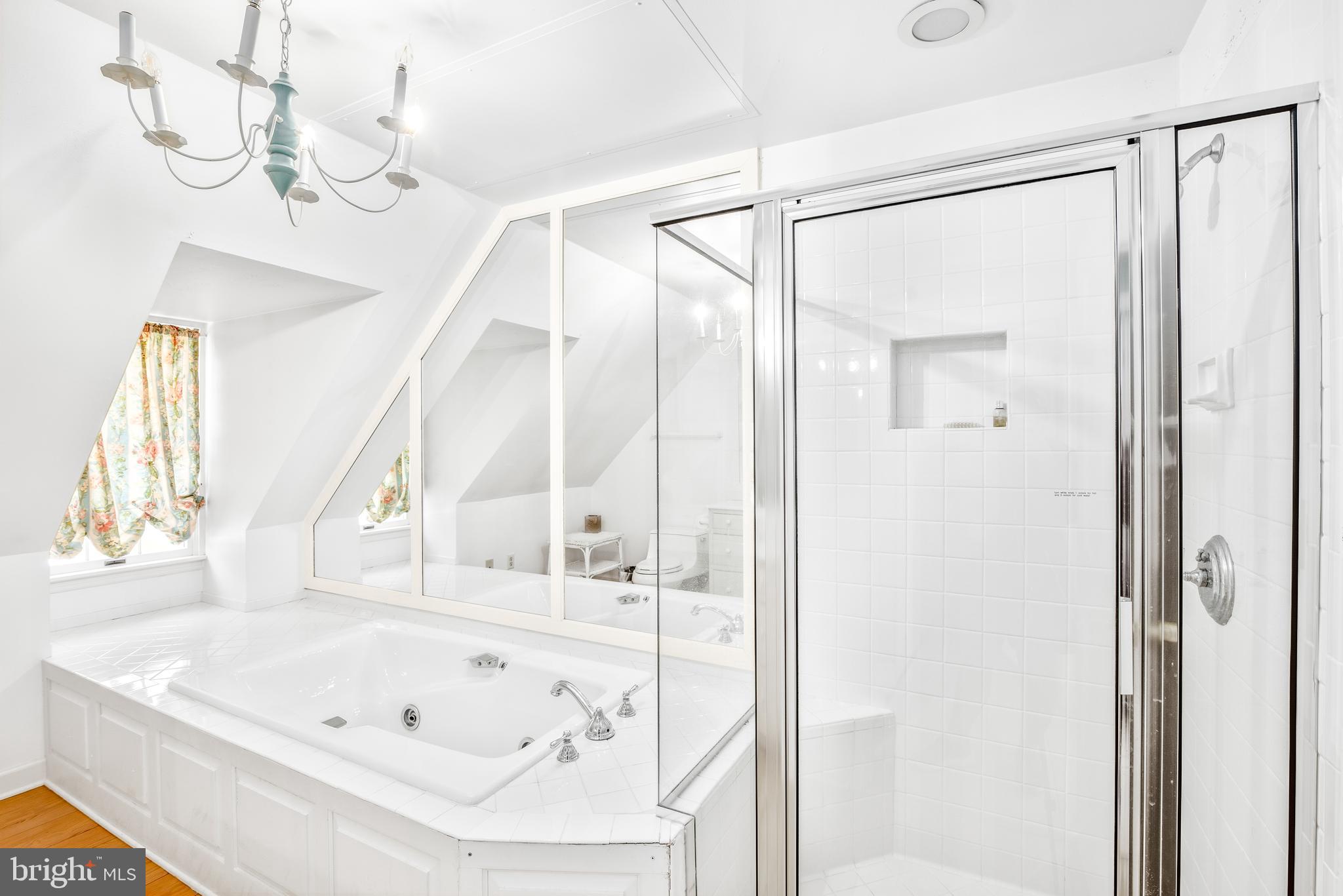 HOLLY HARBOR - Residential