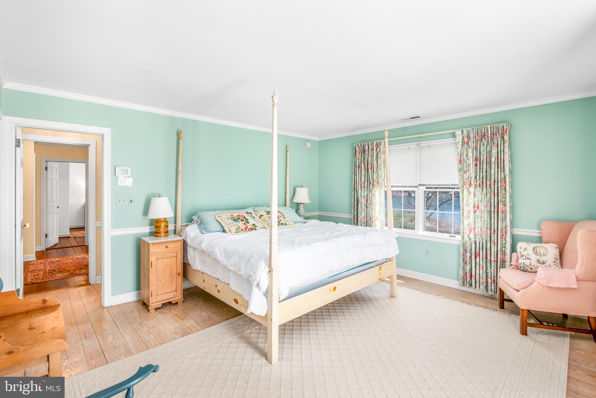 HOLLY HARBOR - Residential