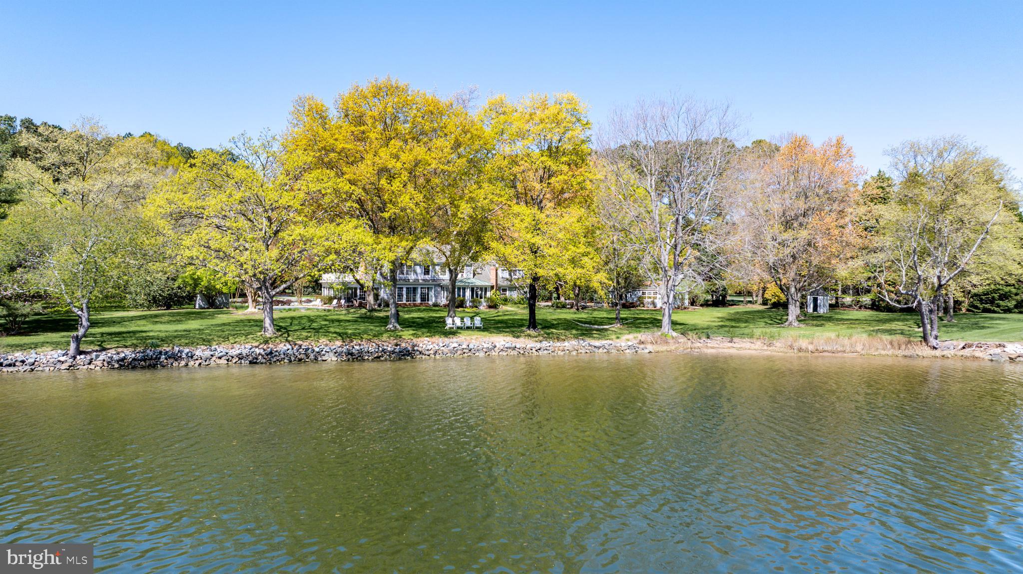 HOLLY HARBOR - Residential