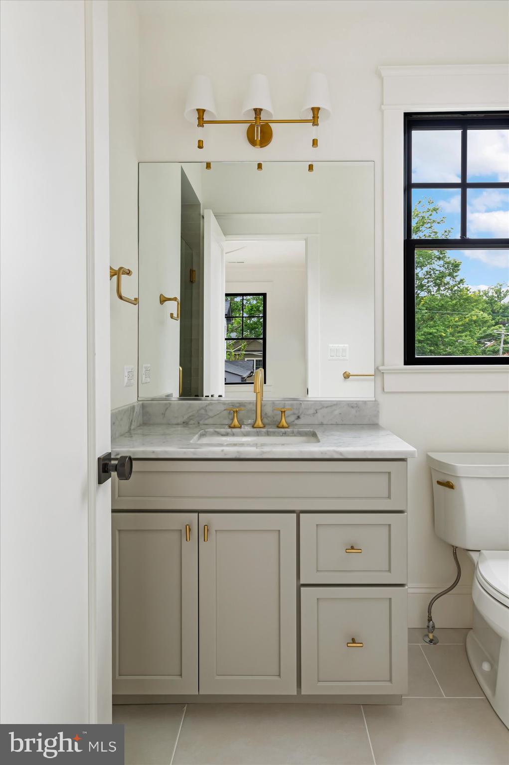 LEXINGTON VILLAGE - Residential