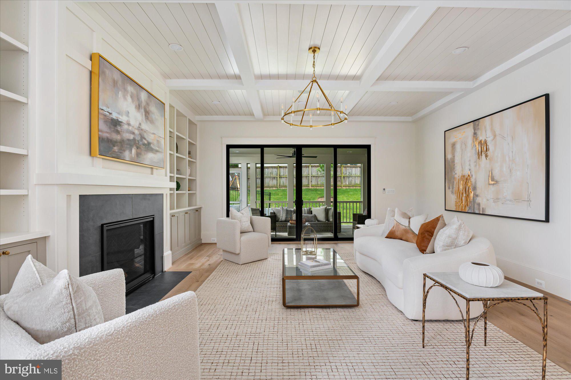 LEXINGTON VILLAGE - Residential